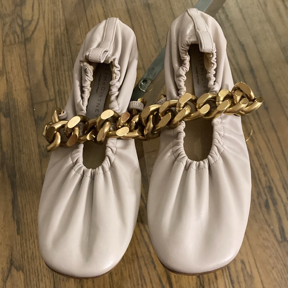 Rare Stella McCartney Ballet Flats With heavy brass gold chain size 36